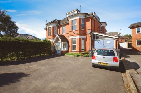 View Full Details for 185 Holdenhurst Road, Bournemouth