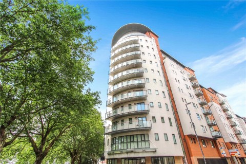 View Full Details for Oceana Boulevard, Orchard Place, Southampton, Hampshire, SO14