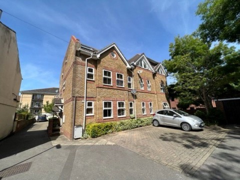 View Full Details for Burton Road, Southampton, Hampshire, SO15