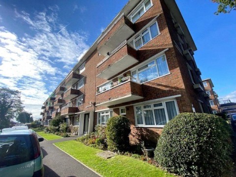 View Full Details for Shirley Road, Southampton, Hampshire, SO15