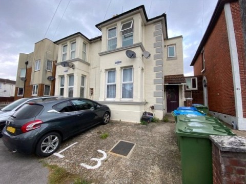 View Full Details for Waterloo Road, Southampton, Hampshire, SO15