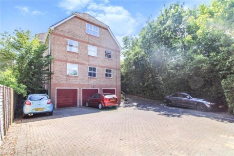 View Full Details for Winchester Road, Southampton, Hampshire, SO16