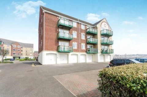 View Full Details for Pacific Close, Southampton, Hampshire, SO14