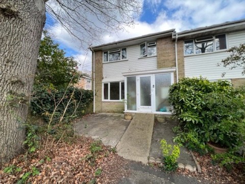 View Full Details for Oakwood Drive, Southampton, Hampshire, SO16