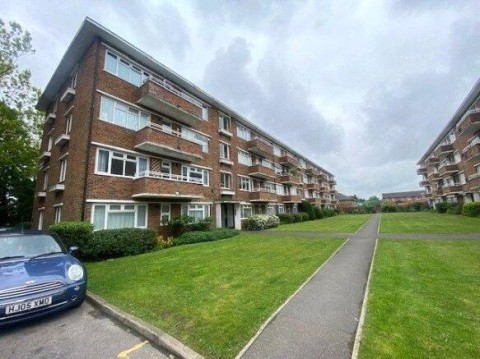 View Full Details for Shirley Road, Southampton, Hampshire, SO15