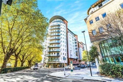 View Full Details for Orchard Place, Southampton, Hampshire, SO14