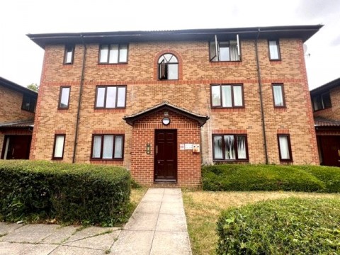 View Full Details for Kern Close, Southampton, Hampshire, SO16