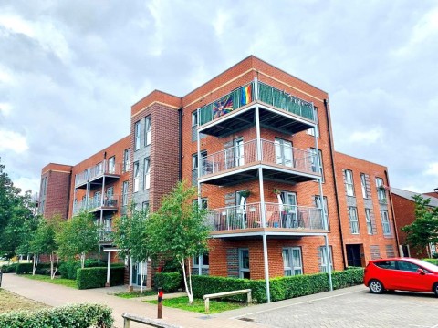 View Full Details for Meridian Way, Southampton, Hampshire, SO14