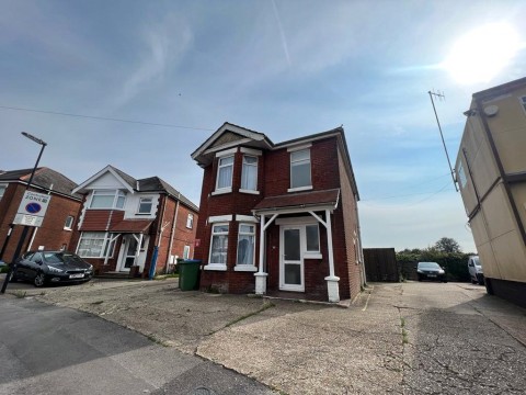 View Full Details for Rampart Road, Southampton, Hampshire, SO18