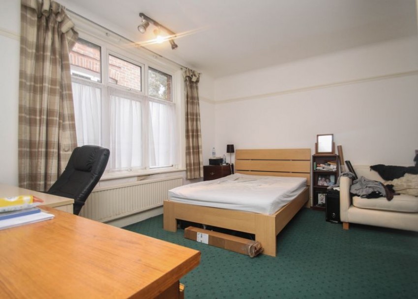 Images for Spacious Ground Floor Flat, Professional Sharers Welcome