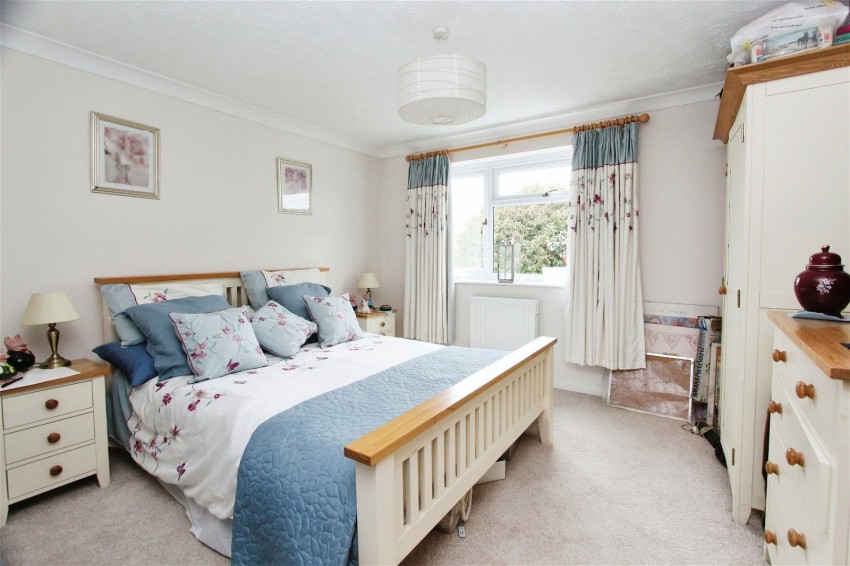 Images for Williams Close, Holbury, SO45 2GT