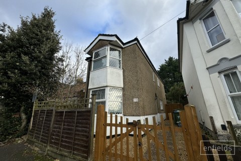 View Full Details for Cedar Road, Southampton, SO14